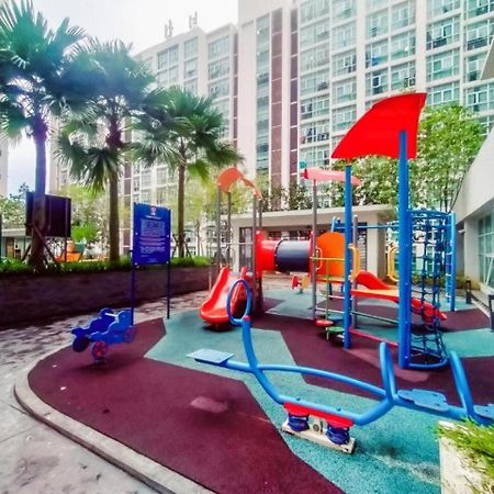 Urban Oasis, 3Br Apt In Prime Location At Cyberjaya By Verano Eksteriør billede